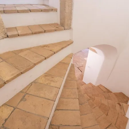 Le Scalette - In Calvi - Italywego